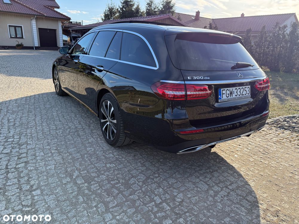 Mercedes-Benz Klasa E 300 de 9G-TRONIC AMG Line - 10