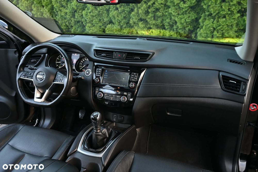 Nissan X-Trail 1.6 DIG-T Tekna - 22
