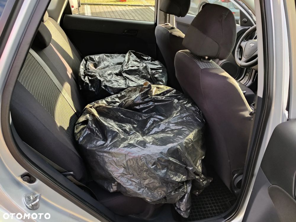 Hyundai i30 1.4 Premium - 15