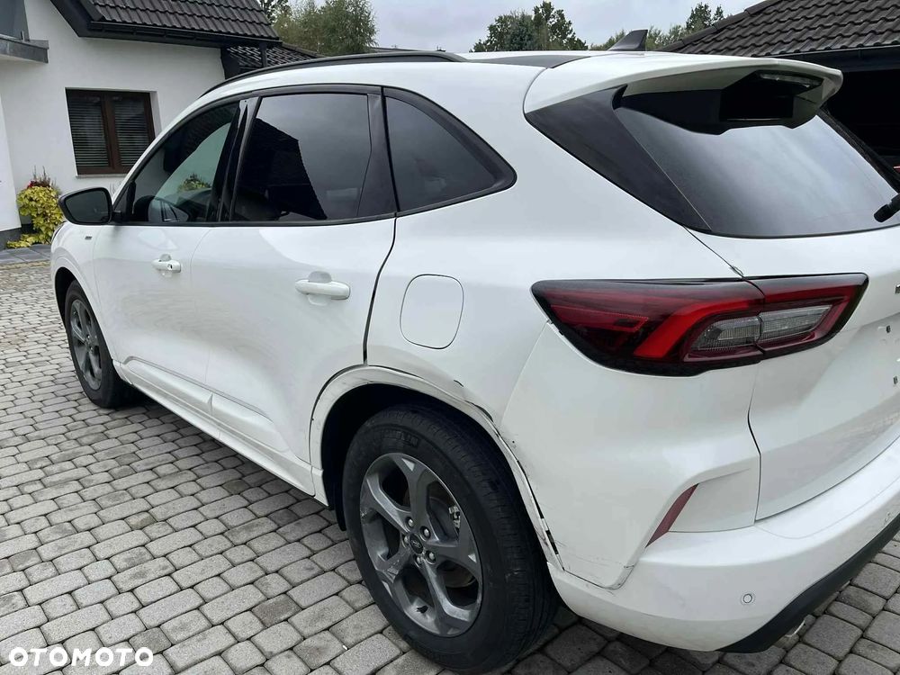 Ford Kuga 1.5 EcoBoost ST-LINE X - 20