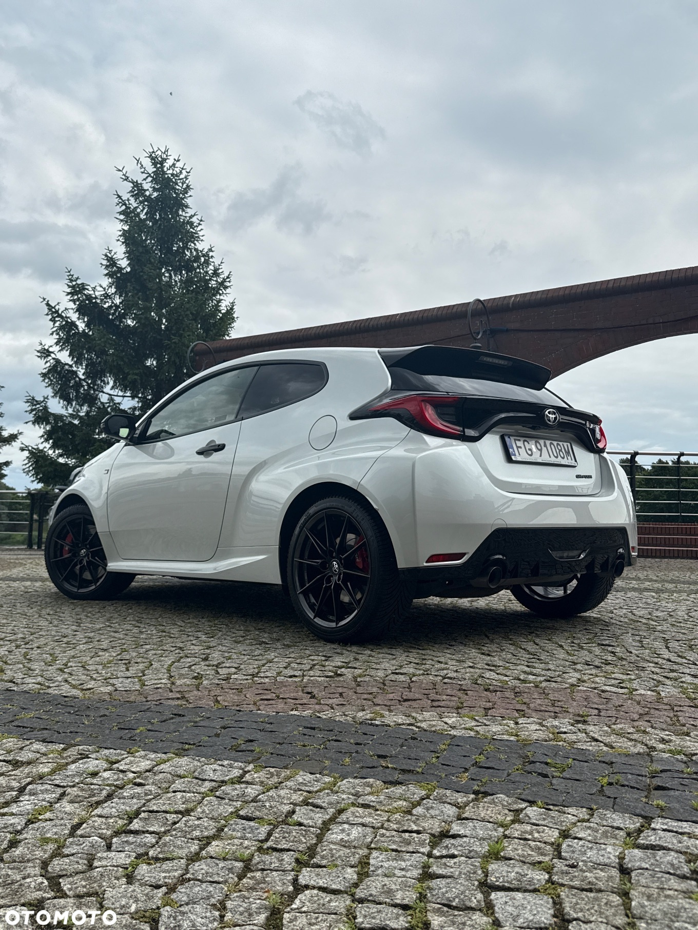 Toyota Yaris GR 1.6 Dynamic - 9