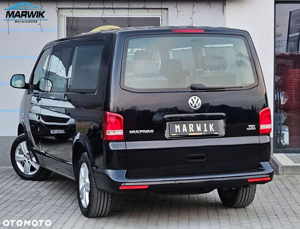 Volkswagen Multivan - 28