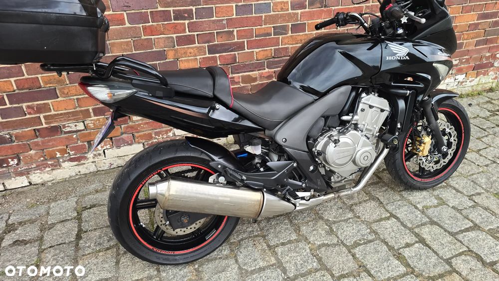 Honda CBF - 26