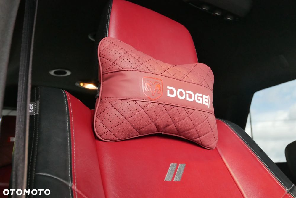 Dodge Durango - 32