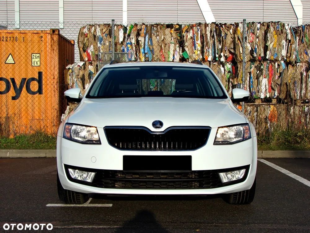 Skoda Octavia 1.6 TDI (Green tec) Joy - 11
