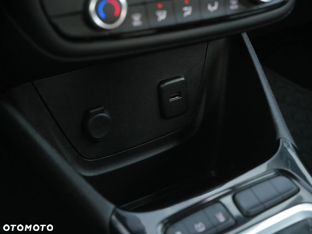 Opel Crossland X 1.2 Enjoy - 31