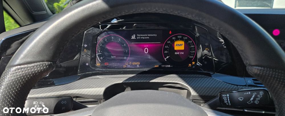 Volkswagen Golf 1.5 TSI OPF R-Line - 17