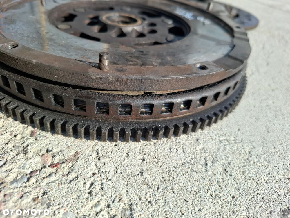 Zestaw Sprzęgła Sprzęgło Dwumas Komplet 3.2B AUK Manual Audi A4 B7 A6 C6 - 5