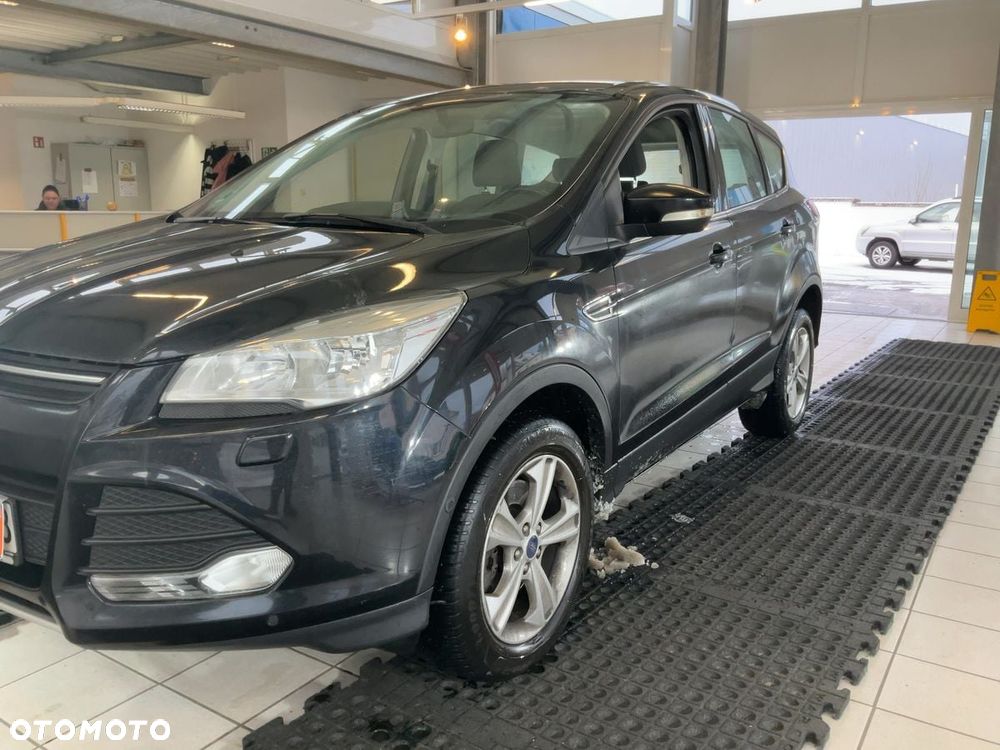 Ford Kuga 2.0 TDCi 2x4 Titanium - 9