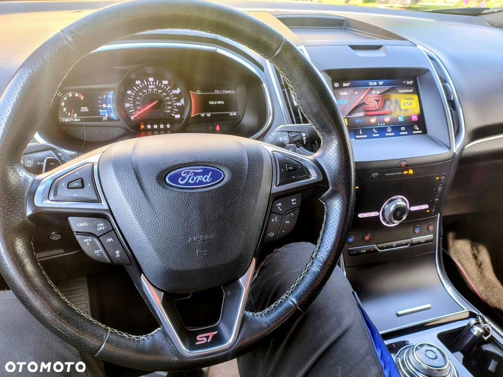 Ford Edge - 7