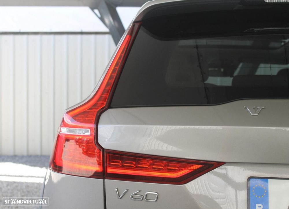 Volvo V60 Cross Country 2.0 B4 Geartronic - 50