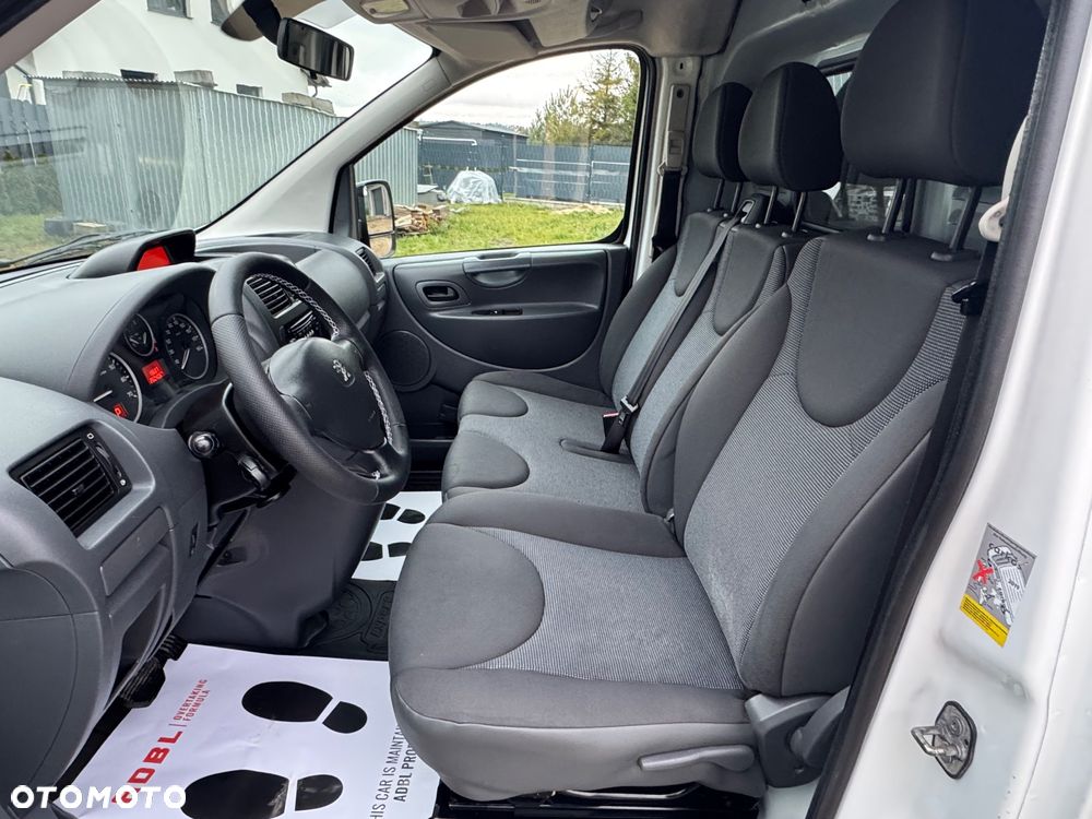 Peugeot Expert Kombi Standard 2,8t EAT8 - 13