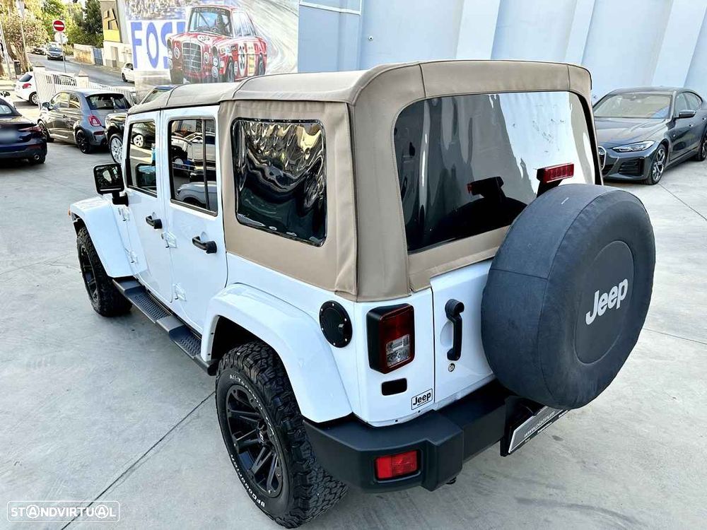 Jeep Wrangler Unlimited - 52