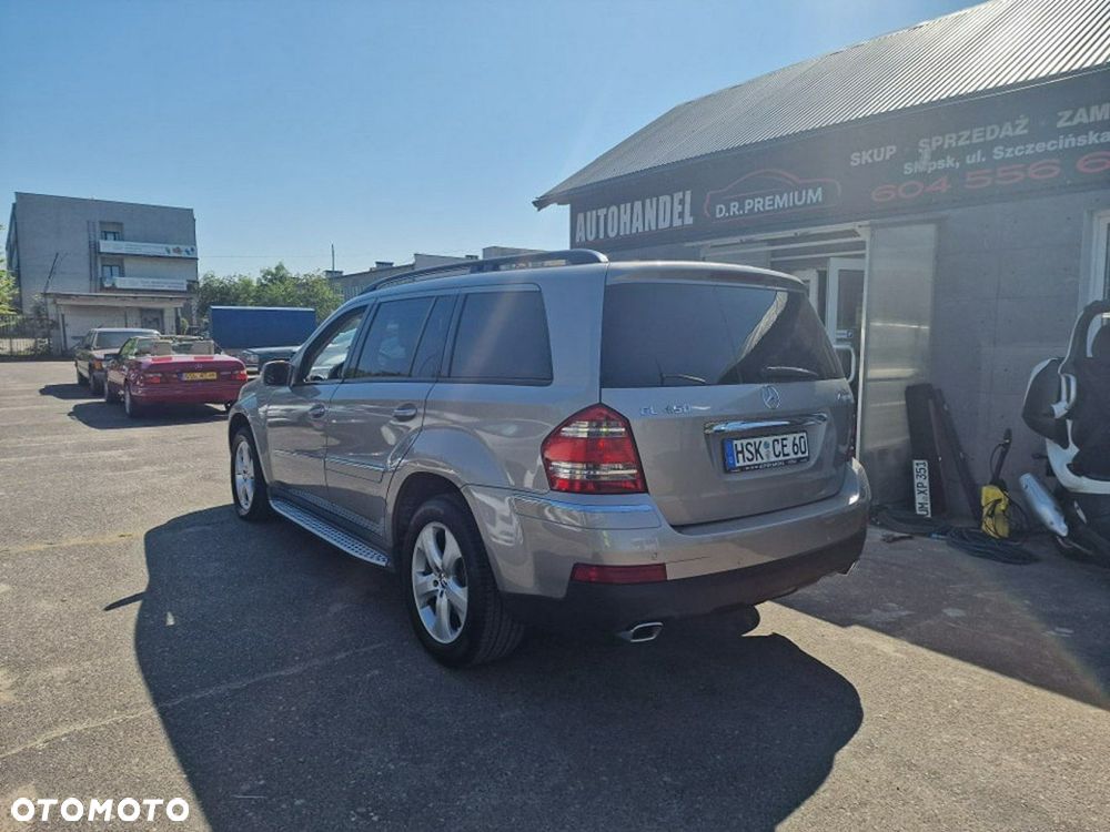Mercedes-Benz GL - 5