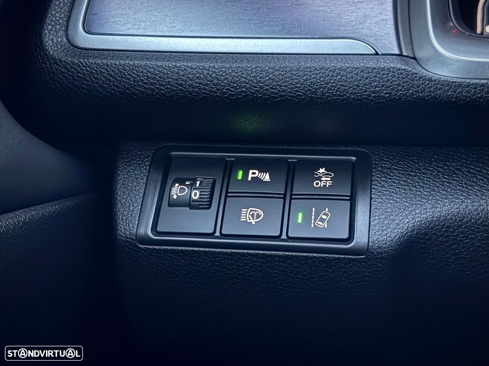 Honda Civic 1.5 i-VTEC Elegance Navi - 12