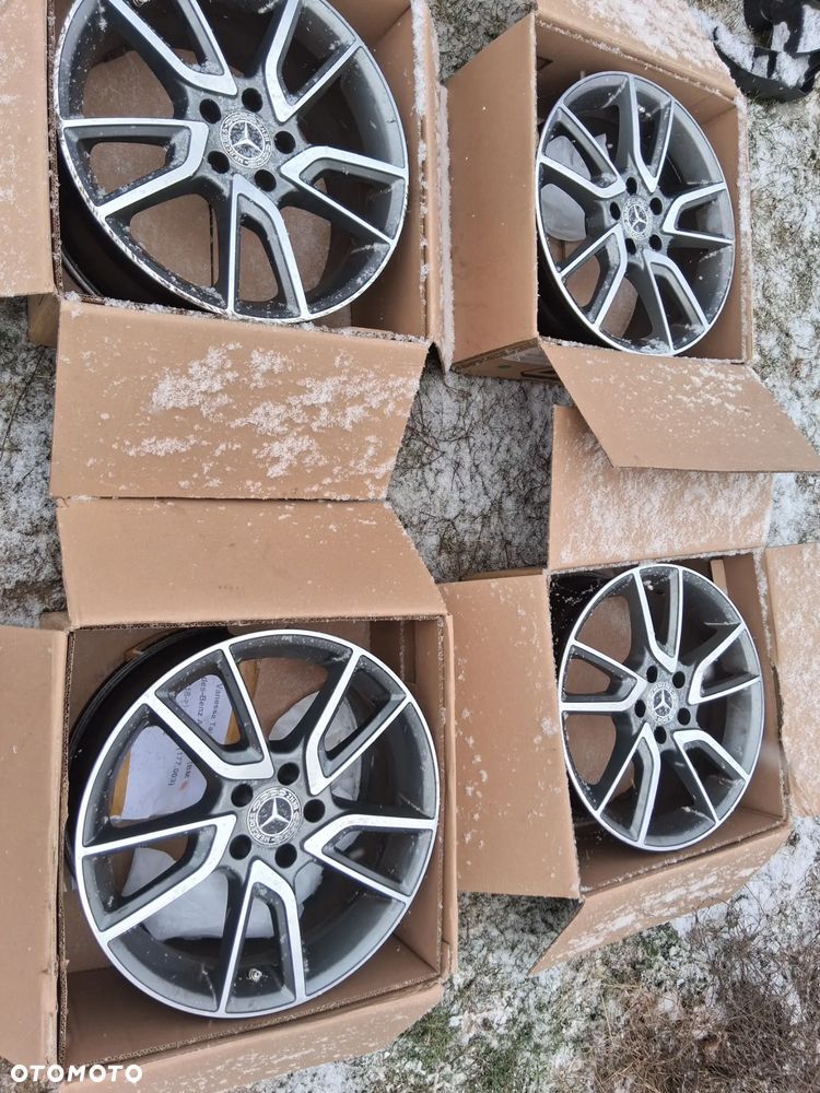 Felgi 18 cali 5x112 Mercedes Audi Vw Et45 Kba52551 - 1