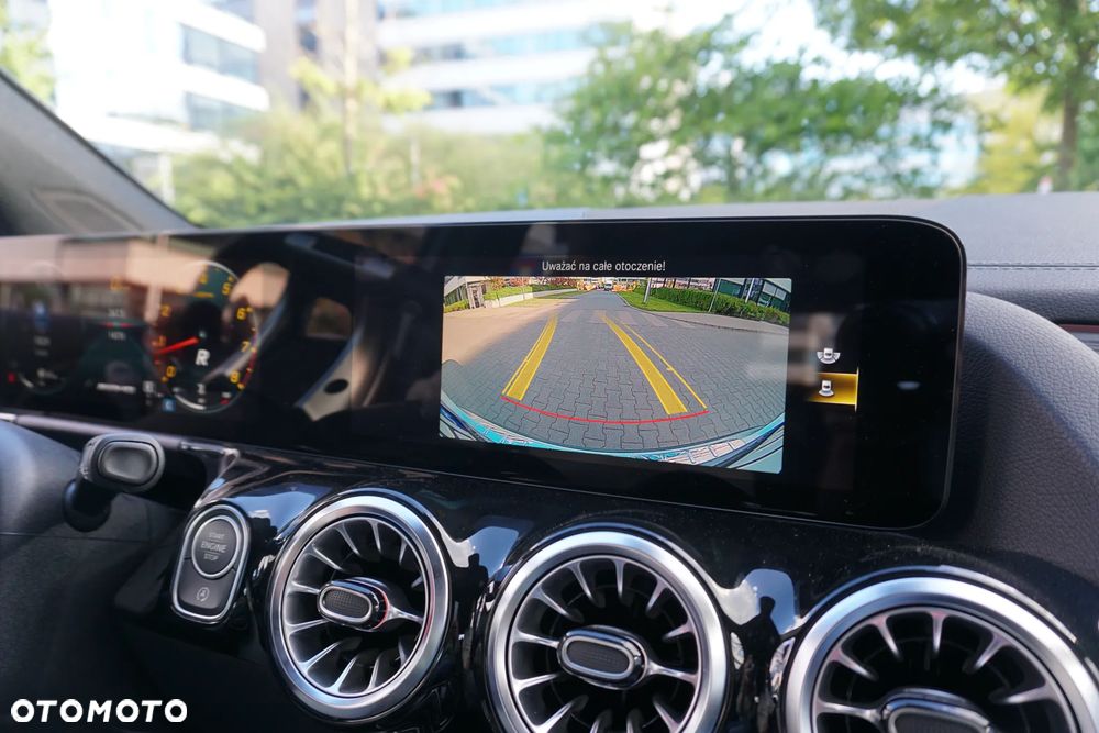 Mercedes-Benz GLA AMG 35 4Matic AMG Speedshift DCT 8G - 17