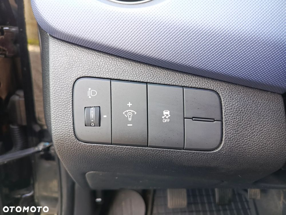 Hyundai i10 1.0 Black Line - 18