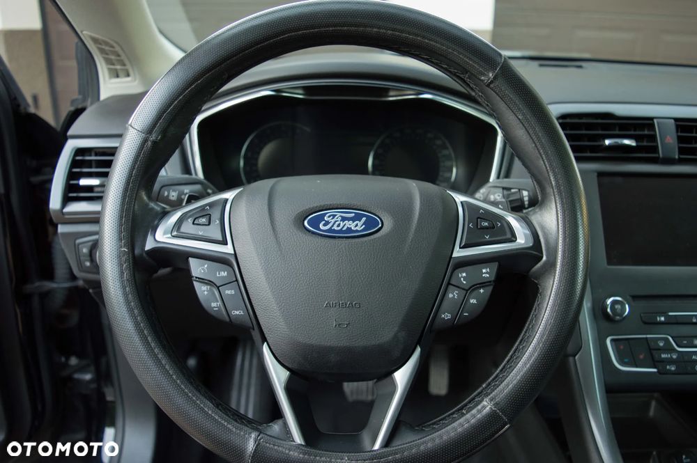 Ford Mondeo 2.0 TDCi Titanium PowerShift - 18
