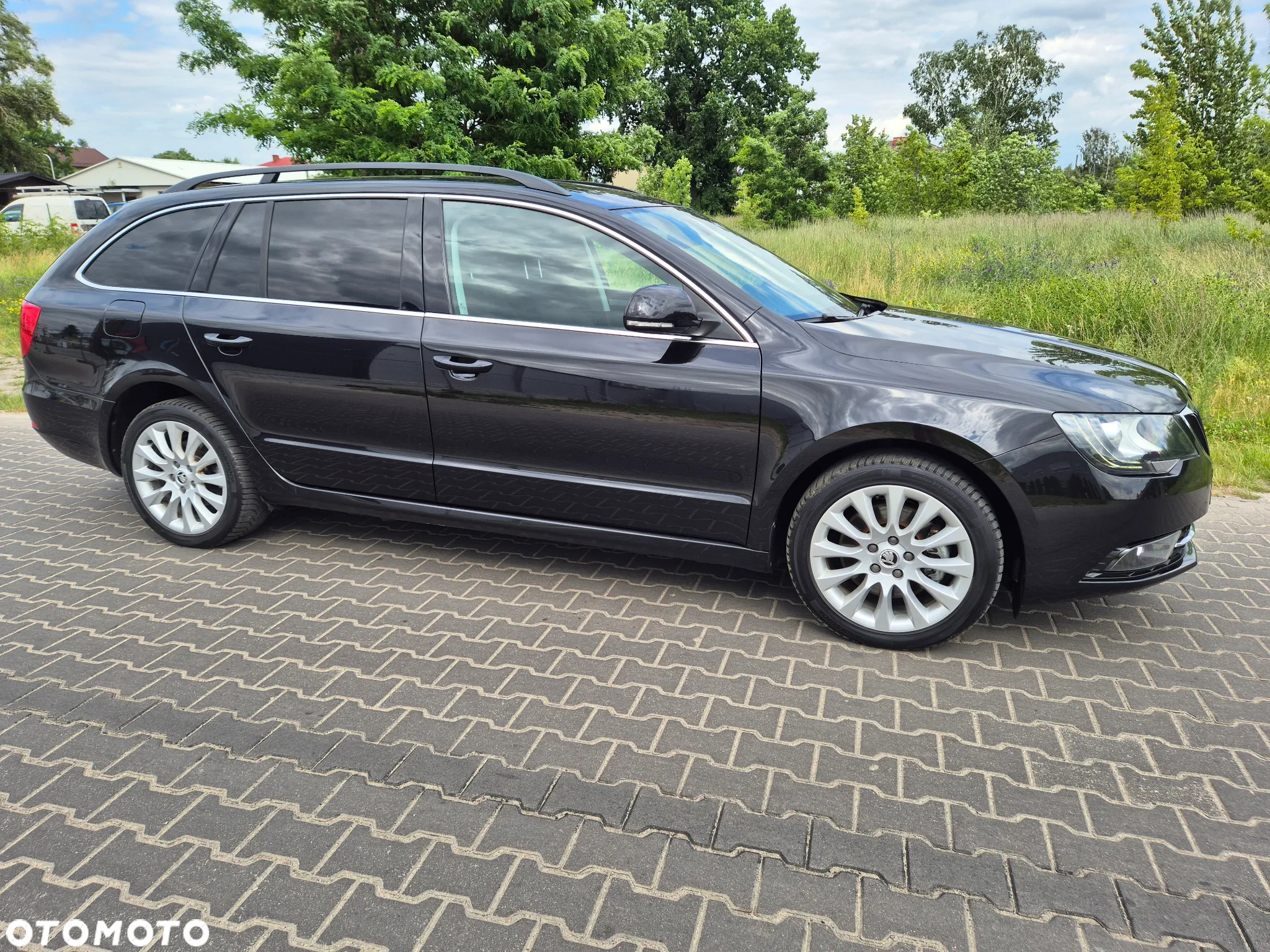 Skoda Superb 2.0 TDI DSG Exclusive - 7