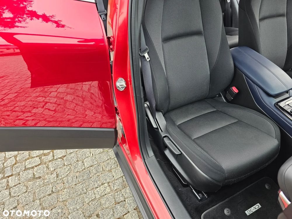 Mazda CX-30 2.0 mHEV Hikari 2WD - 11