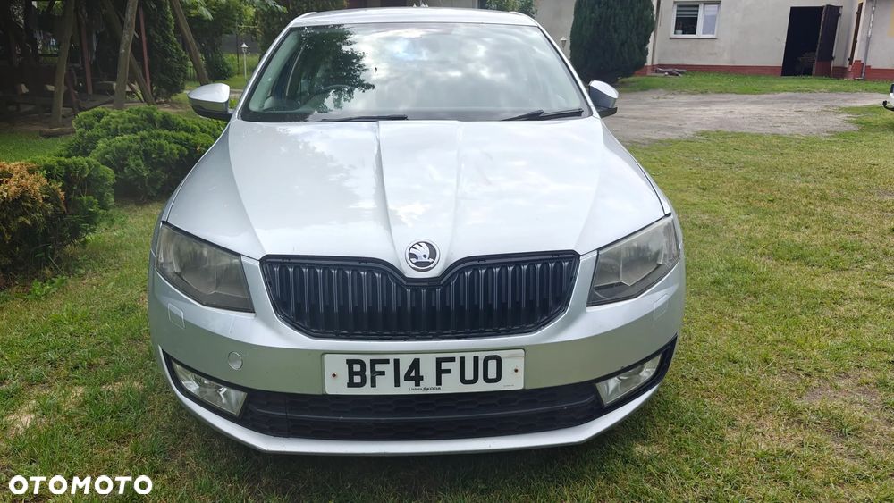 Skoda Octavia 1.6 TDI Classic DSG - 2