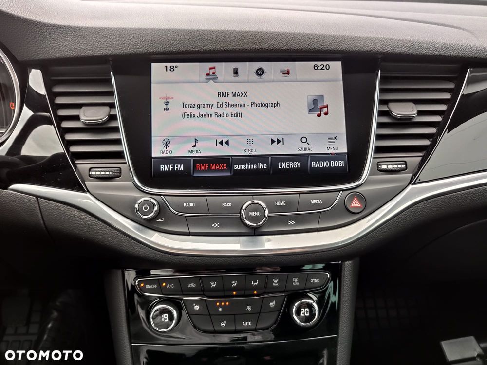 Opel Astra 1.4 Turbo Start/Stop Dynamic - 21
