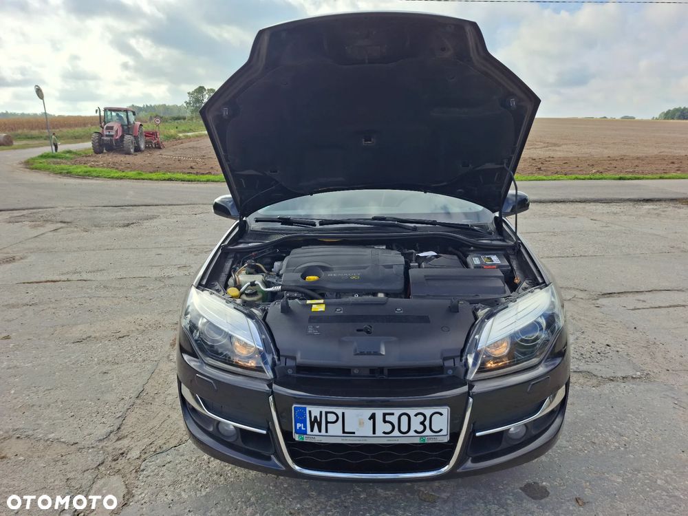 Renault Laguna dCi 180 FAP GT - 23