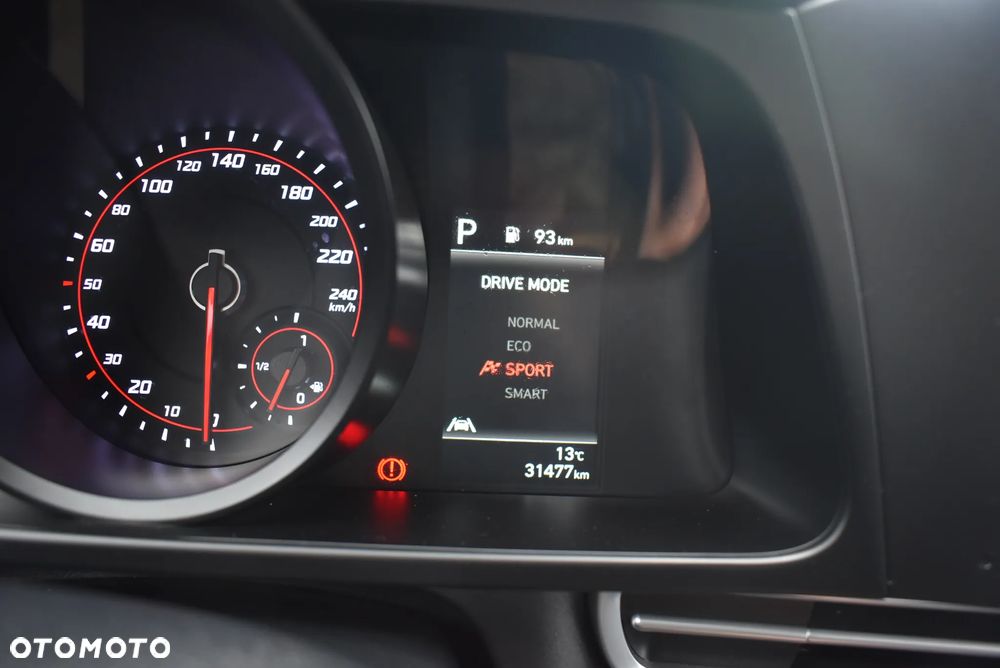 Hyundai Elantra 1.6 Smart CVT - 30