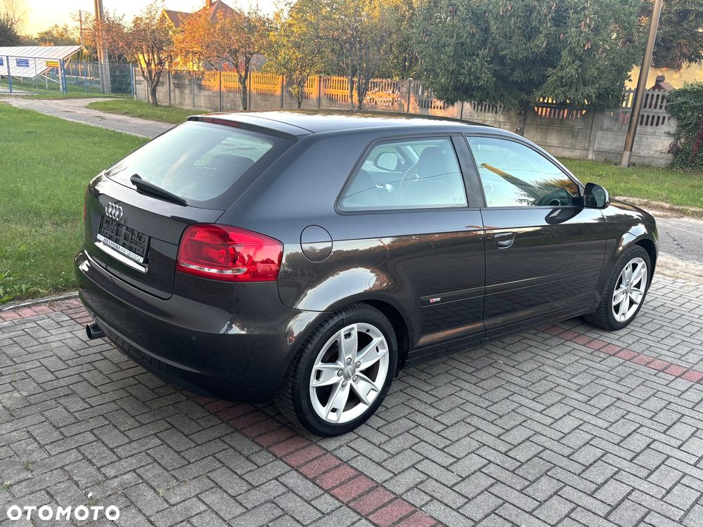 Audi A3 1.6 Attraction - 15