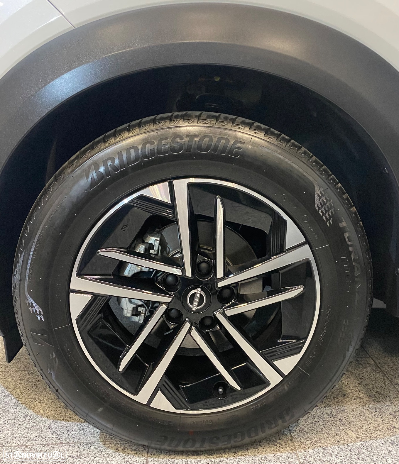 Nissan Juke 1.0 DIG-T N-Connecta NAV.+TwoTone NC - 5