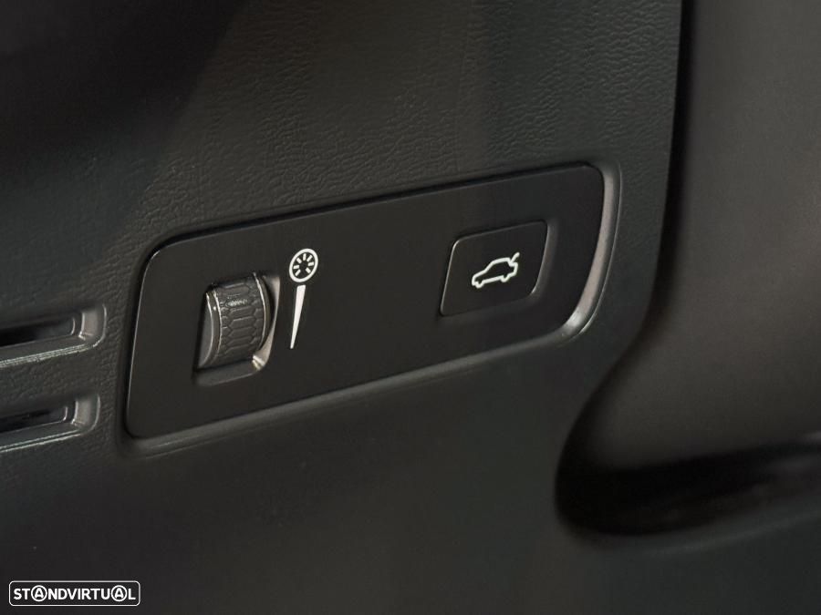 Volvo XC 40 1.5 T2 Inscription Geartronic - 22