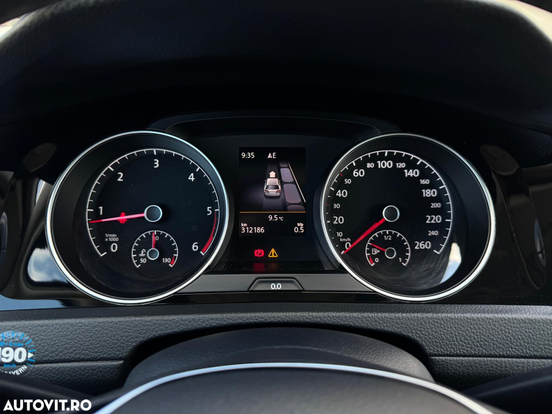 Volkswagen Golf - 12