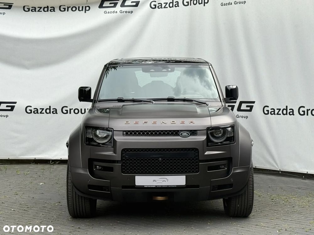 Land Rover Defender 110 P635 OCTA - 11