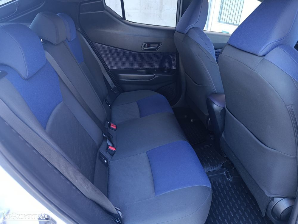 Toyota C-HR 1.8 HSD Comfort+P.Style - 24
