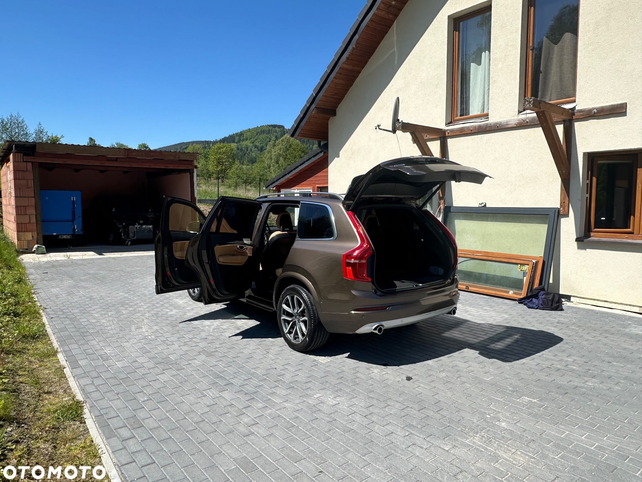 Volvo XC 90 D5 AWD Momentum - 8