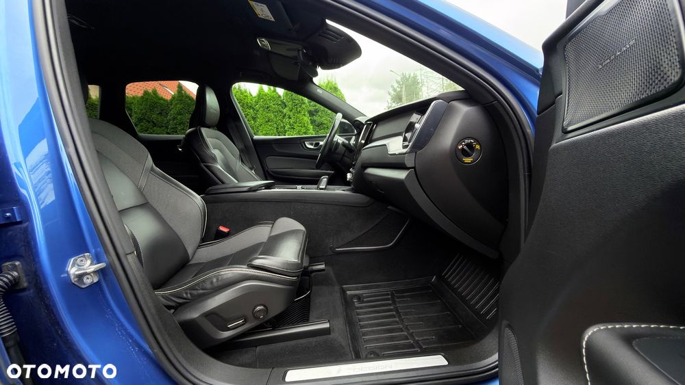 Volvo XC 60 B4 D AWD Geartronic RDesign - 18