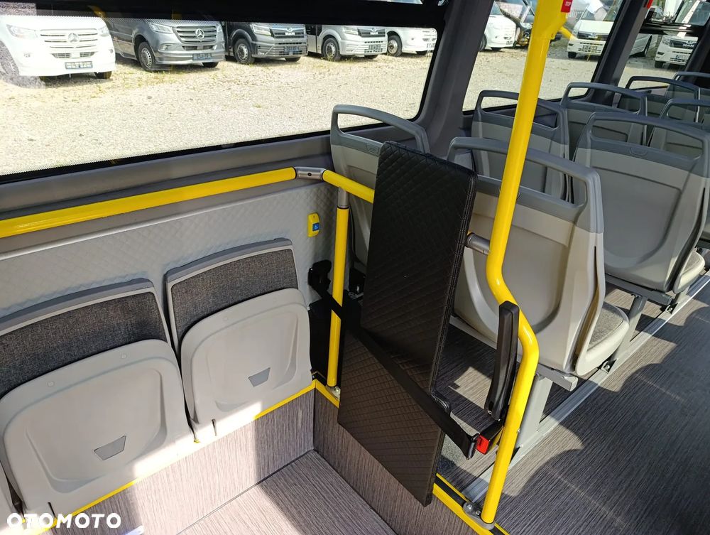 Mercedes-Benz eSprinter - 25