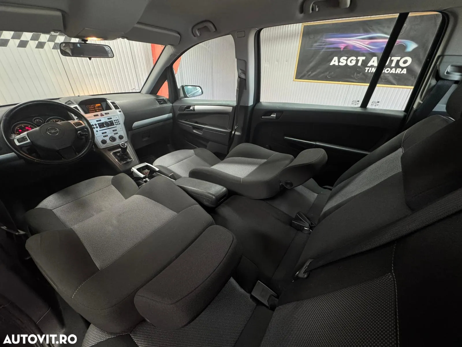 Opel Zafira - 13