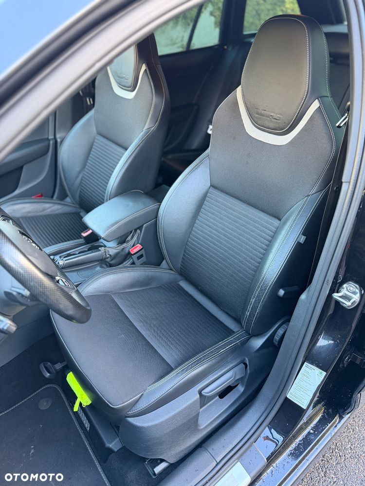 Skoda Octavia 2.0 TDI DSG RS - 22