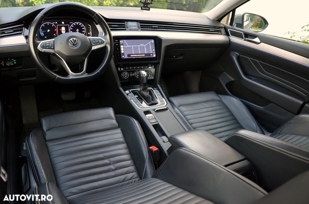 Volkswagen Passat - 3