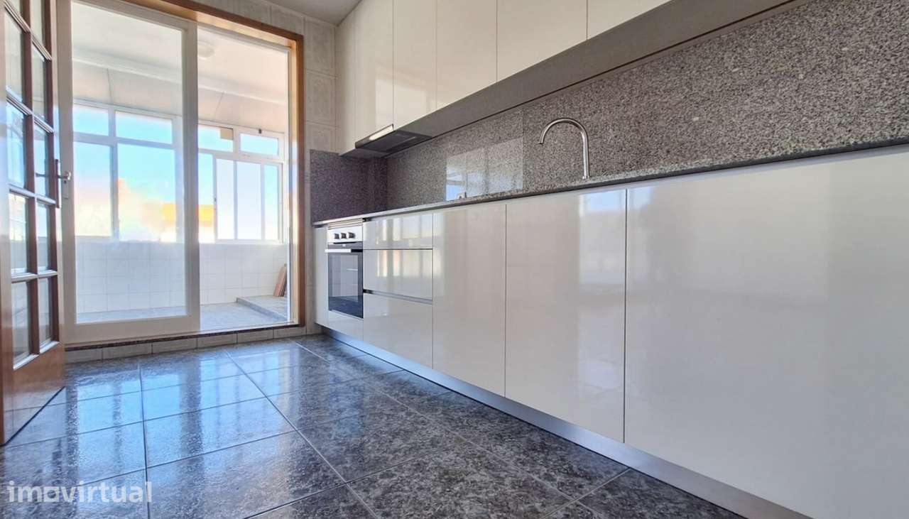 Arrendamento de Apartamento T2+1 com áreas magníficas na Póvoa de V - Grande imagem: 4/20