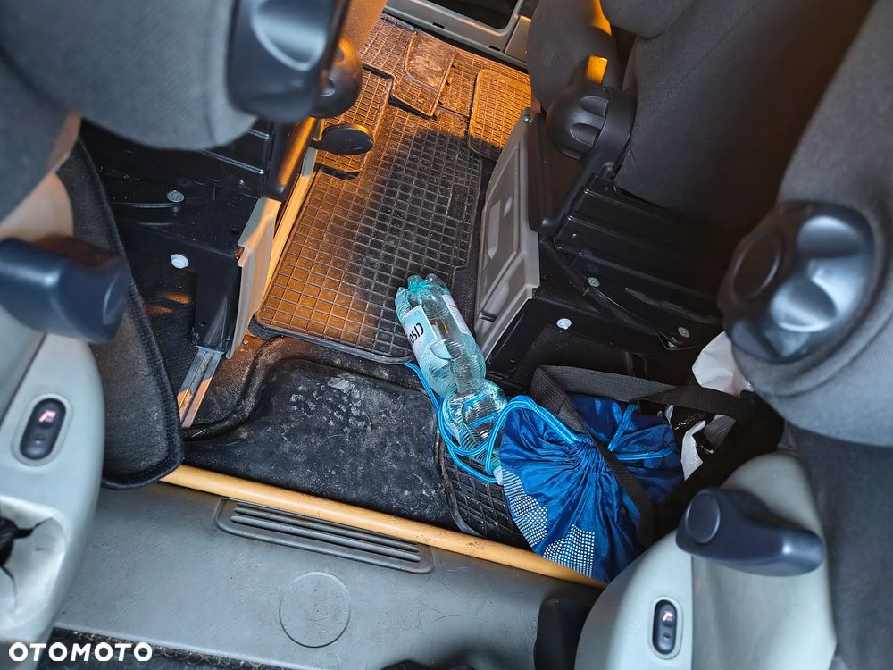 Nissan Primastar dCi115 L1H1 Avantour - 25