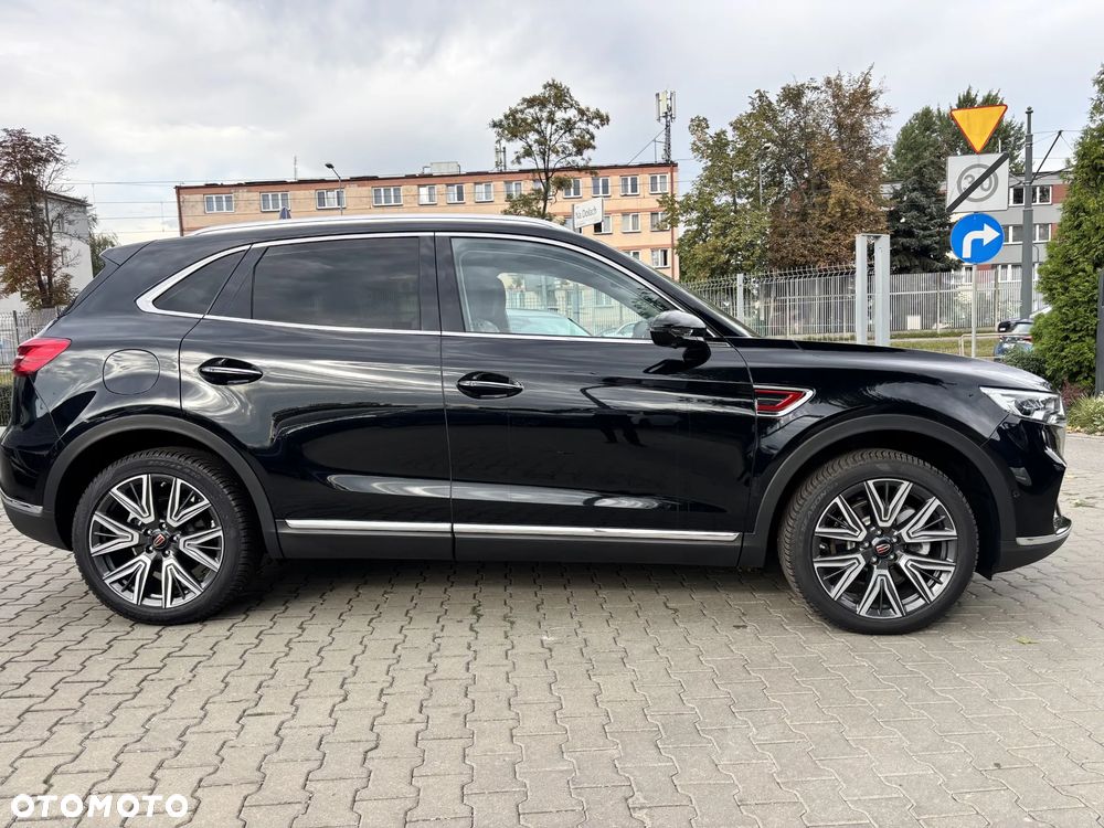 Hongqi HS5 - 4