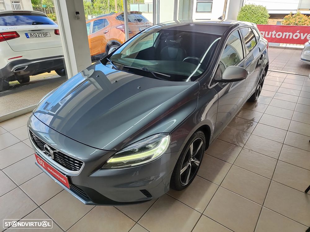 Volvo V40 2.0 D3 R-Design - 9