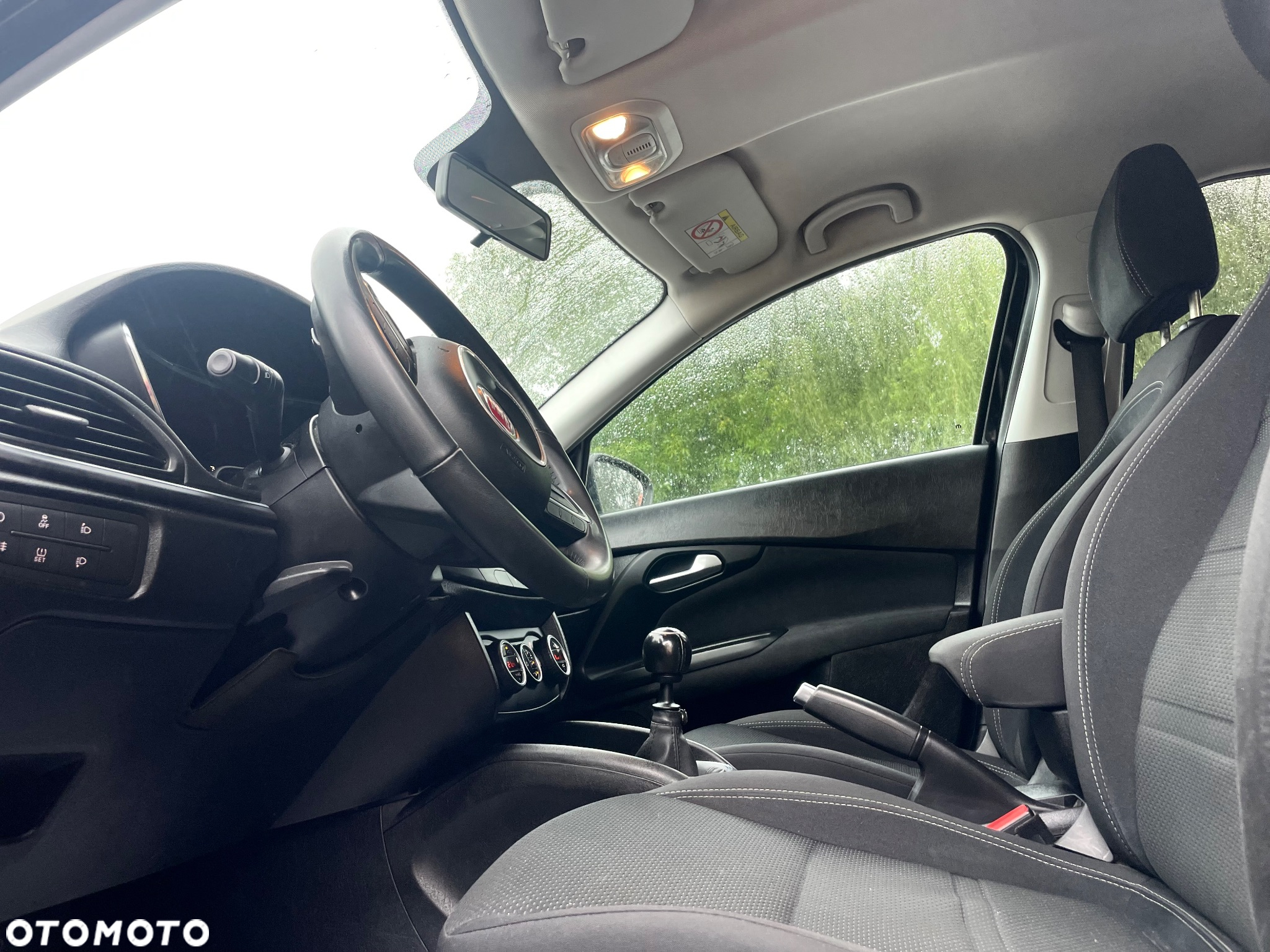 Fiat Tipo 1.6 MultiJet 16v Lounge - 8