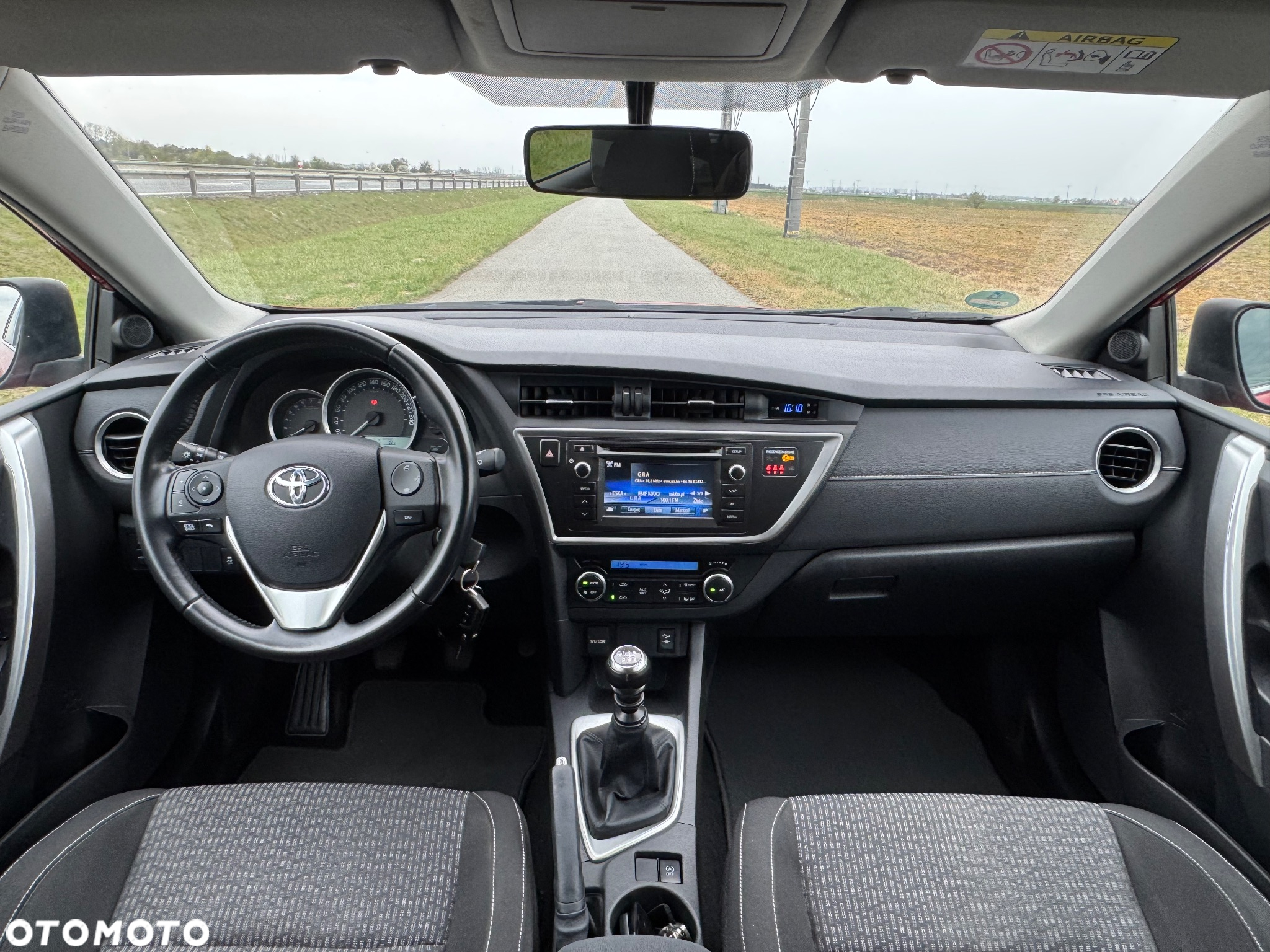 Toyota Auris 1.33 Dual-VVT-i Touring Sports Edition - 7
