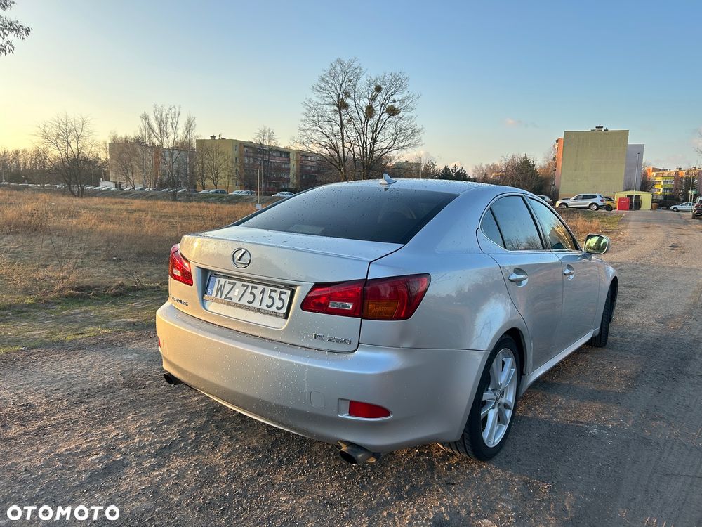 Lexus IS 250 Luxury Line - 10