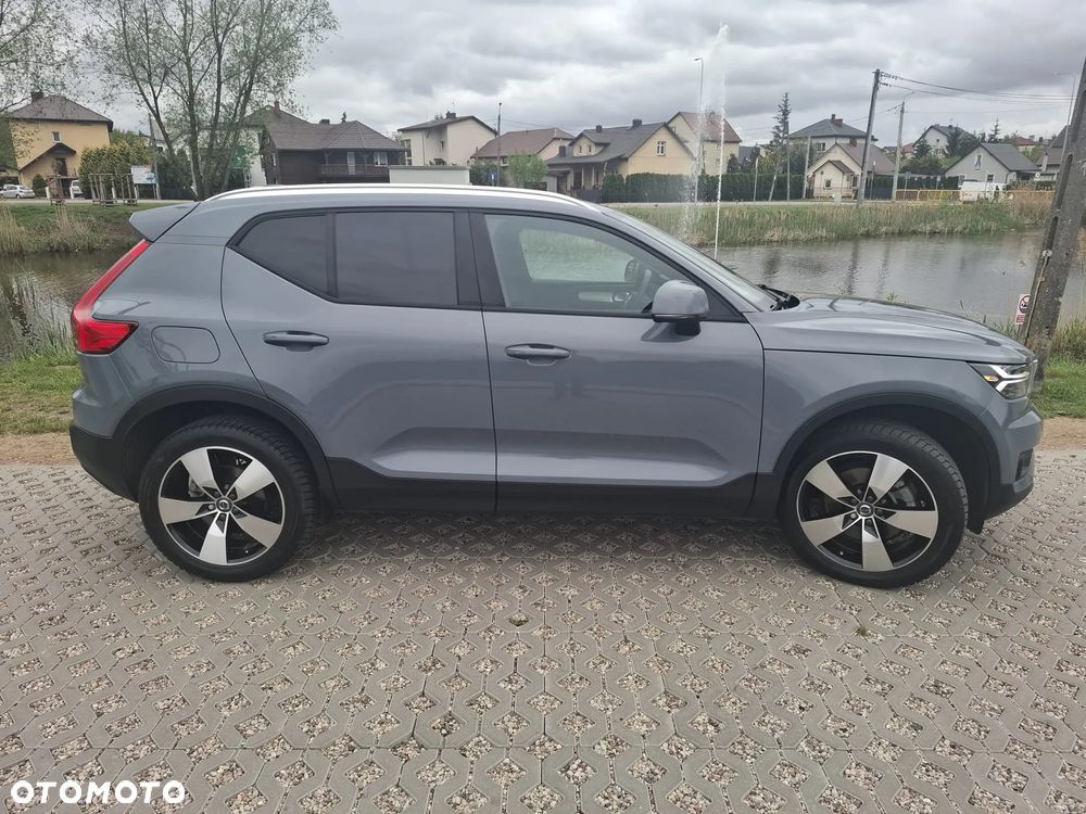 Volvo XC 40 T5 AWD Geartronic Momentum Pro - 26