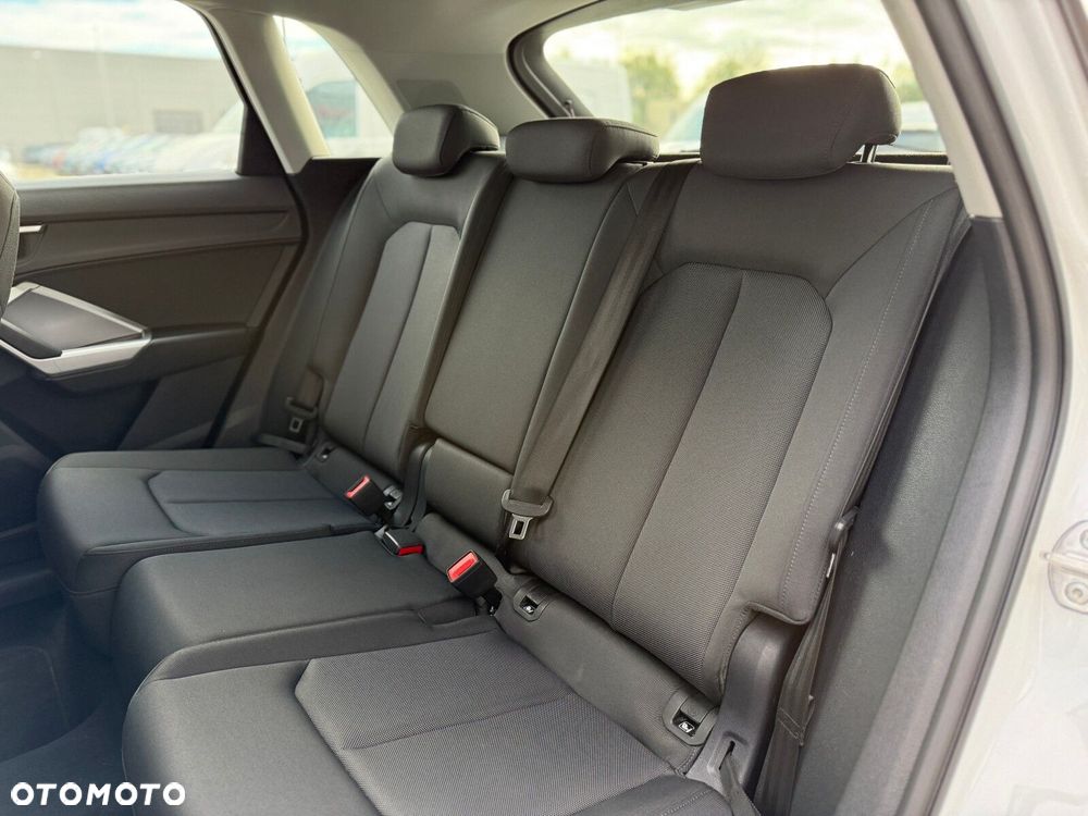 Audi Q3 - 12